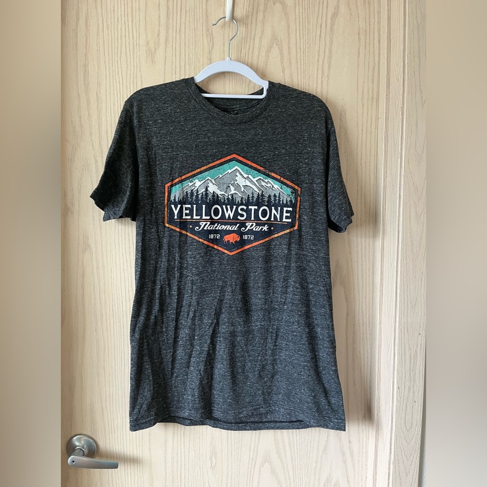 Unisex Yellowstone National Park T Shirt